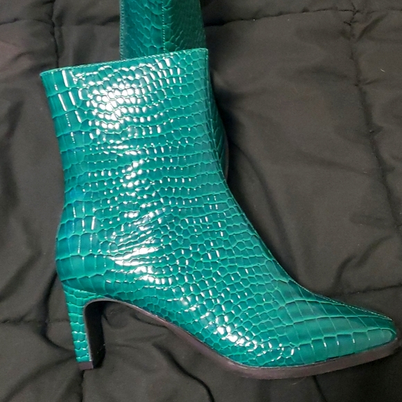 Pieces Booties (size 38/7) - Picture 2 of 3